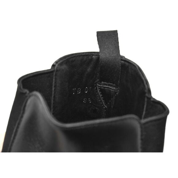 D0 Auth PRADA Black Leather Chelsea Ankle Boot Shoes Size 8.5 - Picture 10 of 10